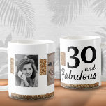 30 en Fabulous Gold Glitter 2 Foto 30e verjaardag Koffiemok<br><div class="desc">30 en Fabulous Gold Glitter 2 Foto's 30e verjaardag Mok. Voeg uw foto's toe - u kunt een oude en nieuwe foto gebruiken.</div>