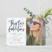 30 en geweldige verjaardagsfeestfoto nodigen kaart (Staand voorkant)