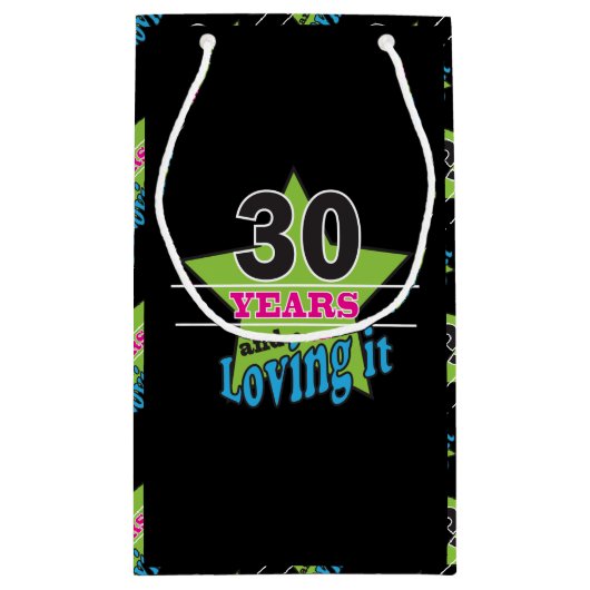 30 jaar en liefhebbend | 30e verjaardag klein cadeauzakje (Achterkant)