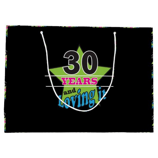 30 jaar en liefhebbend | 30e verjaardag large cadeautasje (Achterkant)
