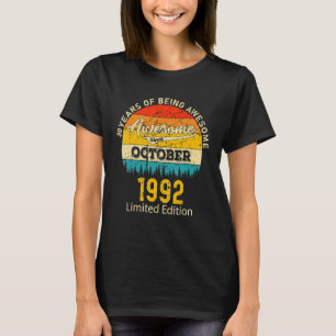 30 jaar Geweldige sinds oktober 1992 30e geboorte T-shirt
