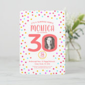 30e aangepaste foto levende koraal confetti verjaa kaart (Staand voorkant)