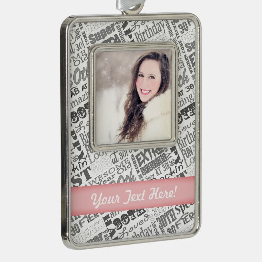 30e gepersonaliseerde cadeaus van de Birthday Part Verzilverd Omlijst Ornament (Rechts)