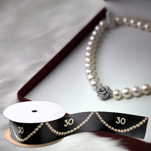 30e Jubileum / Chic Birthday Pearls - nummer Satijnen Lint