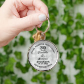 30e Jubileum Pearl Wedding Gift Personalized Sleutelhanger (Hand)