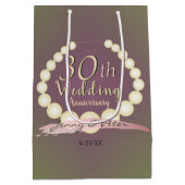 30e Jubileum Pearls op Plum Moss Medium Cadeauzakje (Achterkant)
