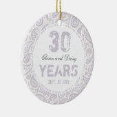 30e Parelbruiloft Jubileum Paisley Monogram Keramisch Ornament (Rechts)