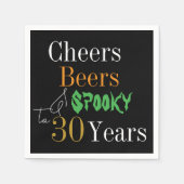 30e verjaardag Halloween Cheers Beers Spooky Party Servet (Voorkant)