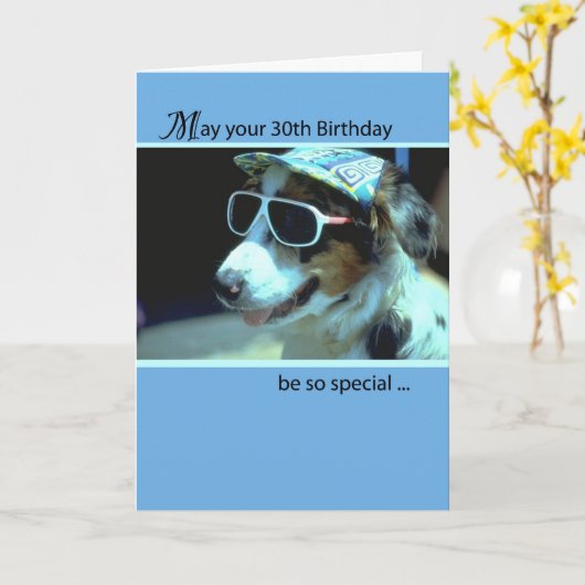 30e verjaardag, Hond in Zonnebril, Grappig Kaart (Gele Bloem)