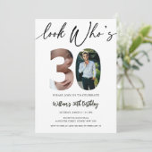 30e verjaardag: kijk eens wie 30 is! met twee foto kaart (Staand voorkant)