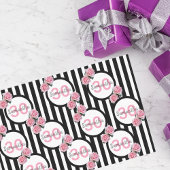 30e verjaardag roze rozen zwarte witte strepen naa tissuepapier