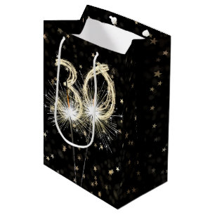 30e verjaardag Sparklers op zwart met sterren Medium Cadeauzakje