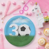 30e verjaardag Voetbal in Green Grass Papieren Bordje (Feest)