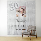 30e verjaardag zilveren foto glitter welkom wandkleed (In situ)