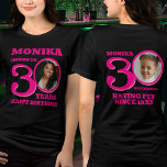 30th Birthday dubbelzijdige foto naam roze tekst Tri-Blend Shirt<br><div class="desc">Happy 30th Birthday roze tekst, naam en twee foto's t-shirt. Leuke dubbelzijdige 50e gepersonaliseerde foto t-shirt in vet hot roze tekst ontwerp. Personaliseer dit shirt met een foto van het verjaardagsmeisje in het midden van het nummer 0 op zowel de voorkant als de achterkant. Geweldig idee voor het toevoegen van...</div>