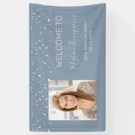 30th Birthday Dusty Blue Silver Confetti Welkom Spandoek (Verticaal)