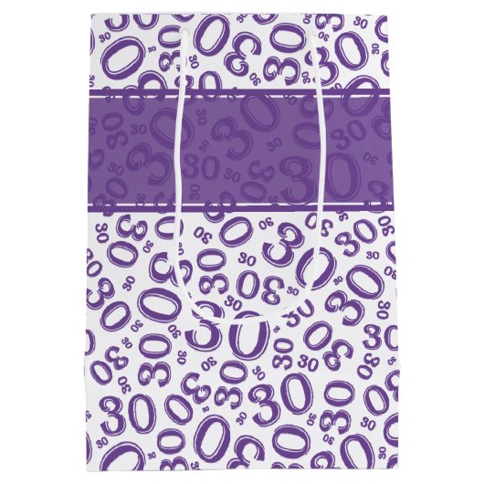 30th Birthday Random Number Pattern Purple/White Medium Cadeauzakje (Achterkant)