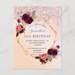 30th Birthday roos Gold glitter florals uitnodigin Briefkaart<br><div class="desc">Voorzijde: een uitnodiging voor een 30-jarige, 30ste verjaardag. Een roos gouden, wazige roze achtergrond met een faux goud geometrisch lijst. Gedemoreerd met donkere paarse en bruine bloemen, rozen en boho-veren. Faux roos goudglitterdruppels. Sjablonen voor een naam en partijdetails. De naam wordt geschreven met een handgeschreven stijlmanuscript met letters, grijze gekleurde...</div>