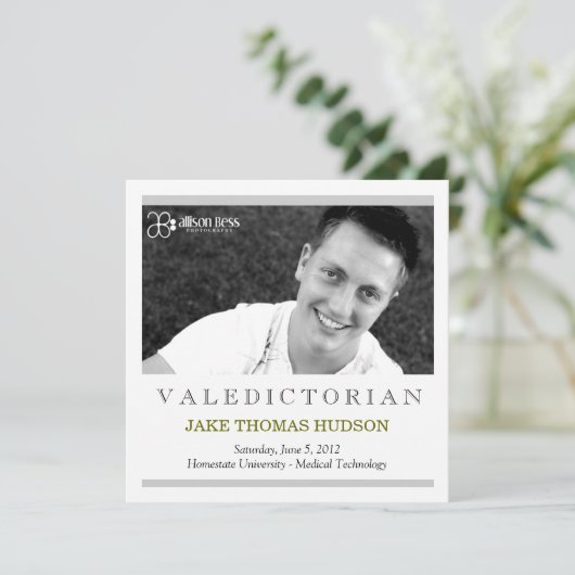 311 Afstudeerbericht Valedictorian Aankondiging (Staand voorkant)