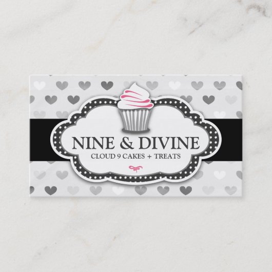 311 Divine Grey Hearts Cupcake Visitekaartje (Voorkant)