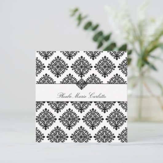 311 Phoebe Crème & Zwarte Damast Uitnodiging (Staand voorkant)