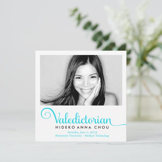 311 Valedictorisch in het Afstuderen Turquoise Aankondiging (Staand voorkant)