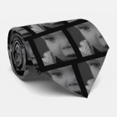 312 x 3121, 312 x 3121, 312 x 3121, 312 x 3121, 31 stropdas (Opgerold)