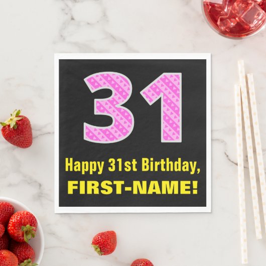 31e verjaardag: Roze strepen en harten "31" + Naam Servet (Insitu)