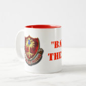 320e Mok van kraakbeenkoffie voor het veldenaren (Voorkant links)