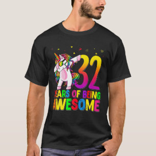 32 jaar oude verjaardag Unicorn Dabbing 32nd Birth T-shirt