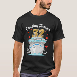 32e cruise door bruiloft Jubileum cruise C T-shirt