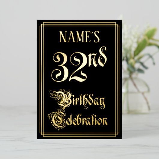 32e verjaardag — Fancy script en aangepaste naam Folie Uitnodiging (Staand Voorkant)