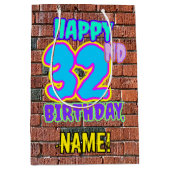 32e verjaardag: Leuk, Urban Graffiti geïnspireerd  Medium Cadeauzakje (Voorkant)