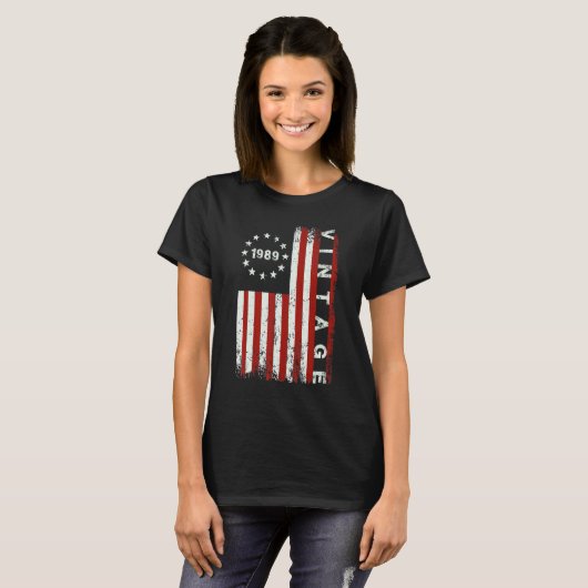 33 Jaar Oud  1989 Amerikaanse Vlag 33e Dag M T-shirt (Voorkant volledig)