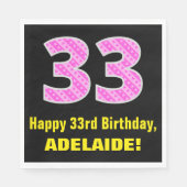 33e verjaardag: Roze strepen en harten "33" + Naam Servet (Voorkant)