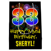 33e verjaardag: vuurwapenpatroon + regenboog 33 medium cadeauzakje (Achterkant)