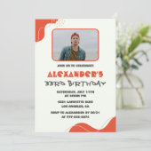 33e verjaardagsuitnodiging Mannen Rood Eenvoudige  Kaart (Staand voorkant)