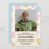 33e verjaardagsuitnodiging Retro Groovy Flowers Sc Kaart (Voorkant / Achterkant)