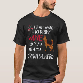 35 Wil gewoon wijn drinken en met mijn Duitse spel T-shirt