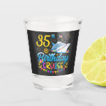 35e verjaardag Cruise B-Day Party Shot Glas<br><div class="desc">35th Birthday Cruise B-Day Party Grappig design Gift Shot Glass Classic Collectie.</div>