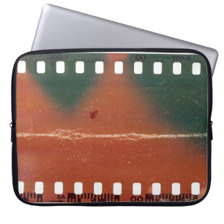 35mm filmstrip start, coole krassen. laptop sleeve
