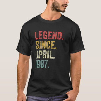 35Th Birthday Gifts 35 Years Old Legend Since Apri T-shirt