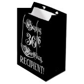 36e verjaardag: Fancy, elegant script + aangepaste Medium Cadeauzakje (Voorkant Gekanteld)