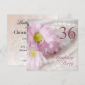 36ste verjaardag uitnodiging met madeliefjes (Voorkant / Achterkant)