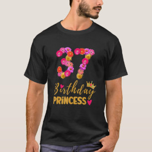 37-jarige verjaardag prinsesprinses blaast zijn 37 t-shirt