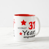 37e verjaardag, 37 jaar bruiloft Jubilea Tweekleurige Koffiemok (Voorkant rechts)