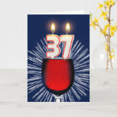 37e verjaardag met wijn en kaarsen kaart (Gele Bloem)