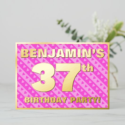37e verjaardagsfeest — Leuke roze harten en strepe Folie Uitnodiging (Staand Voorkant)