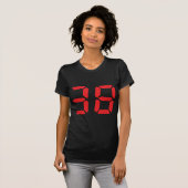 38 38 uur digitale alarmklok t-shirt (Voorkant volledig)