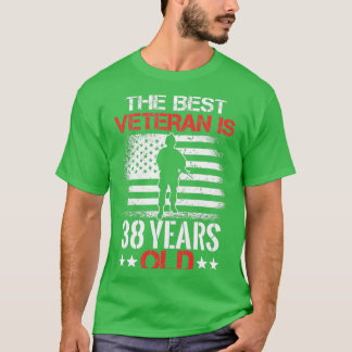 38 Veteraan van 38 jaar op het Cadeau van de geboo T-shirt